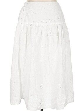 Old Navy White Eyelet skirt in size XS